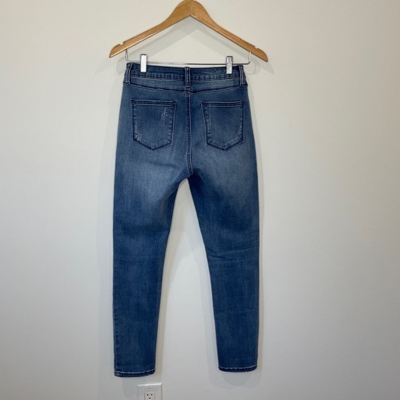 Fashion Nova Ripped Skinny Jeans - Picture 3 of 6